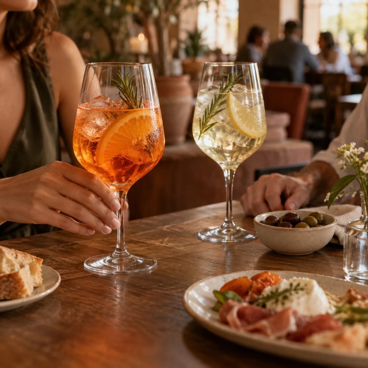 Aperitivi con agrumi ed erbe aromatiche